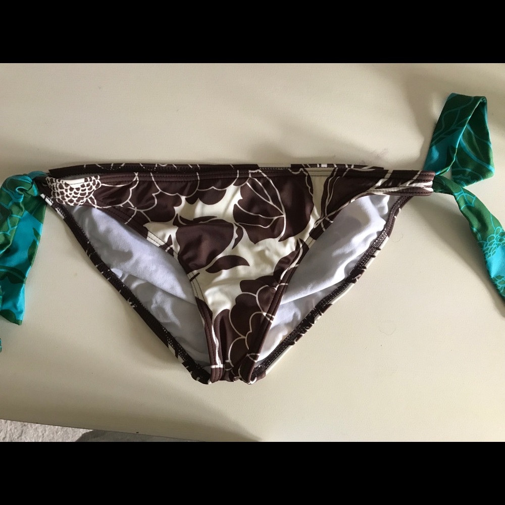 Billabong bikini bottoms